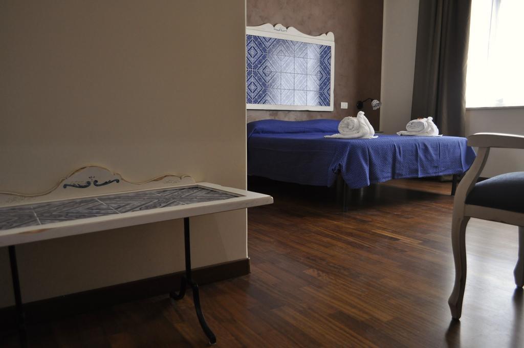 Couette-café Stupor Mundi 3*