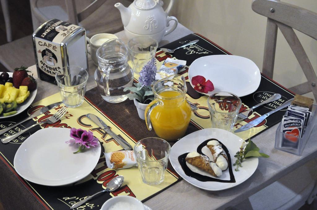 Stupor Mundi Couette-café 3*